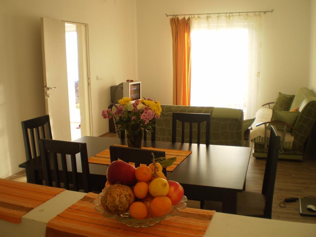 Apartment Vuk I Novak Ulcinj Exterior foto